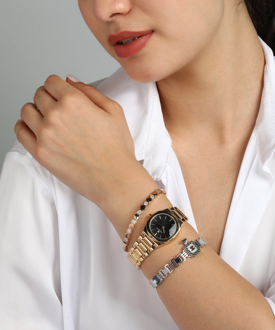 Sansimayo Women’s Blue Dial Watch with 2 Bracelets – Gold Edition
