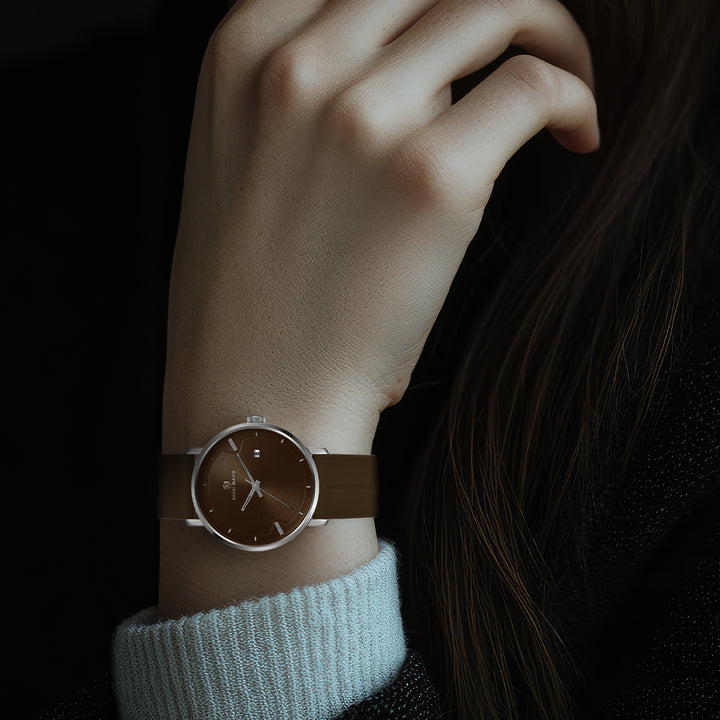 Uicto Mocha Brown Magnetic Lock Analog