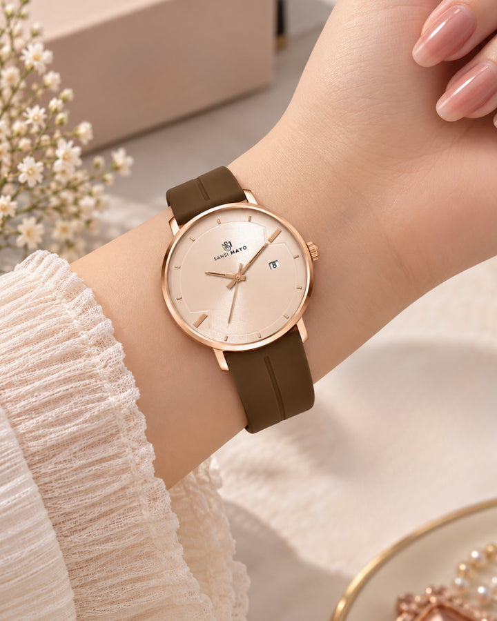 Luxe Gold Magnetic Lock Analog